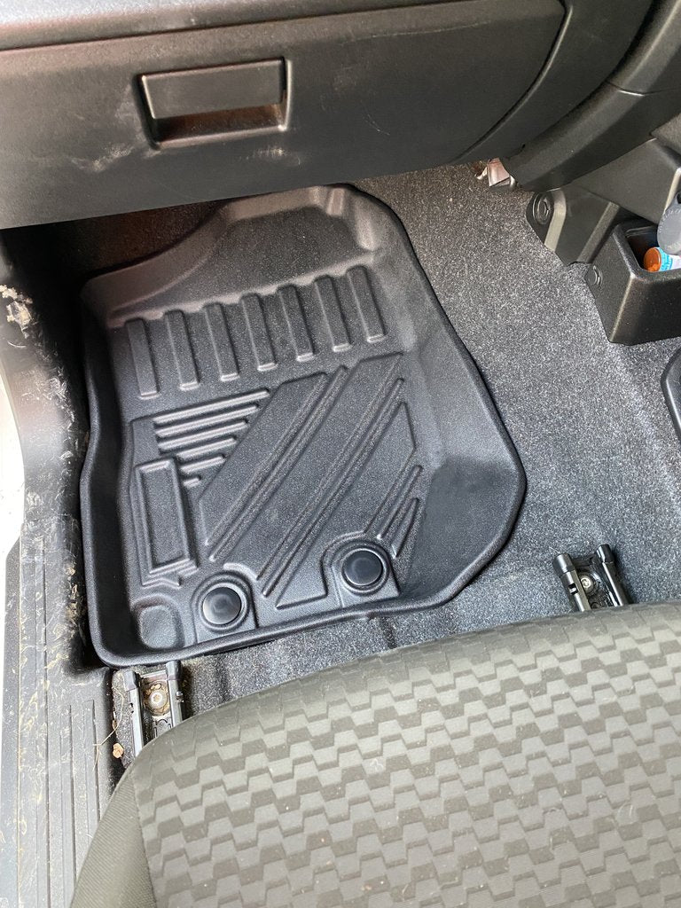 3D Floor Mats for Suzuki Jimny 3-Door Auto Transmission 2018-2025 All-Weather Car Liners